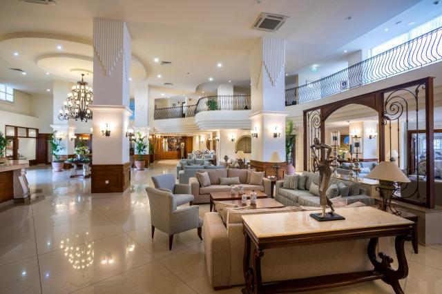 Aquamare Beach Hotel & Spa