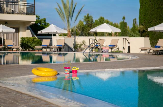 Louis Paphos Breeze