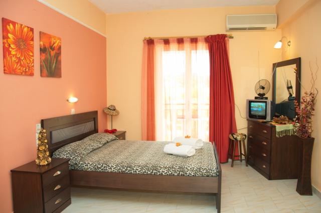 Athina Apartmanház 