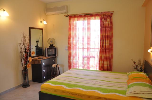 Athina Apartmanház 