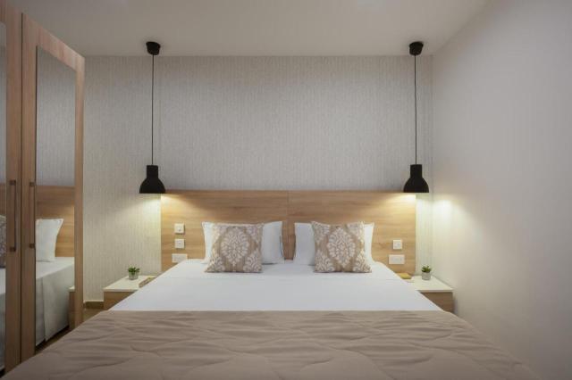 Plaza Hotels