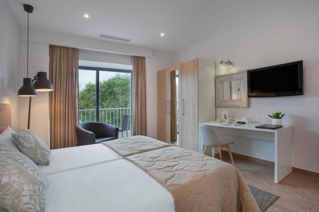 Plaza Hotels