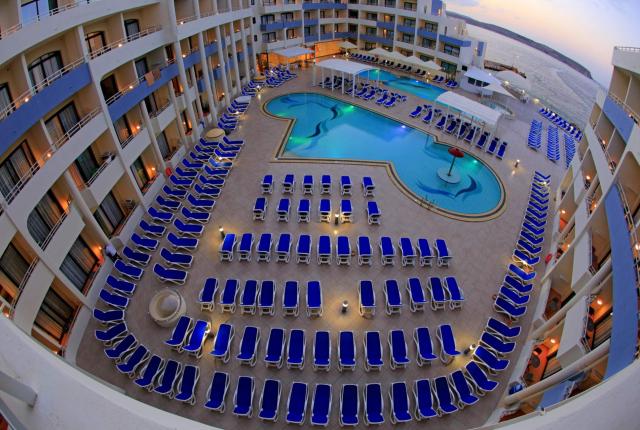 Riviera Resort & Spa