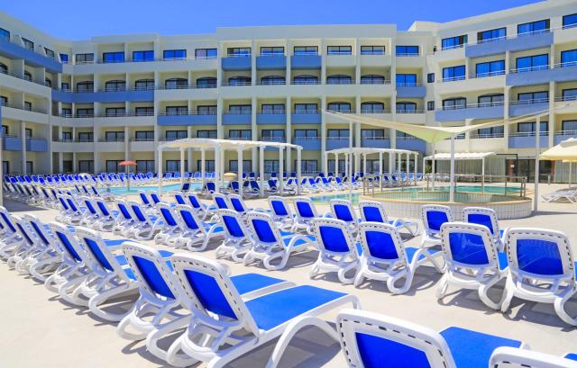 Riviera Resort & Spa