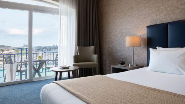 The Waterfront Hotel