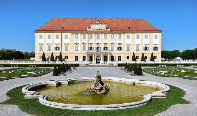 Advent a Schloss Hofban és Pozsonyban