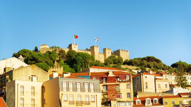 Ezerarcú Portugália