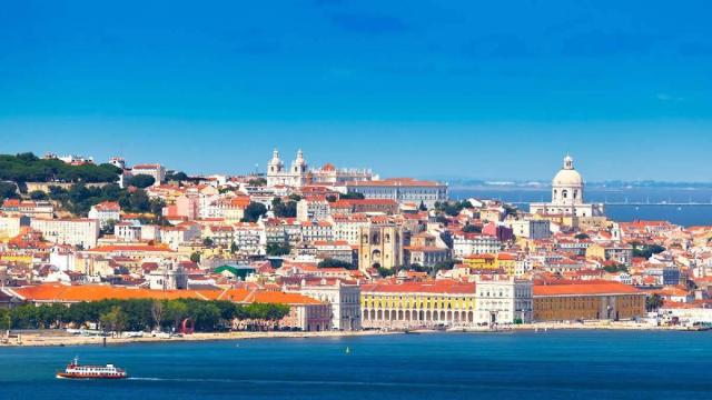 Ezerarcú Portugália