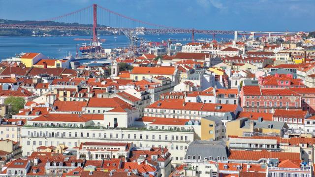 Ezerarcú Portugália