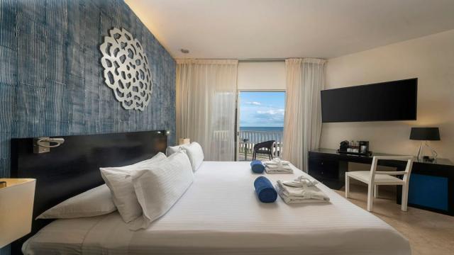 Ocean Maya Royale