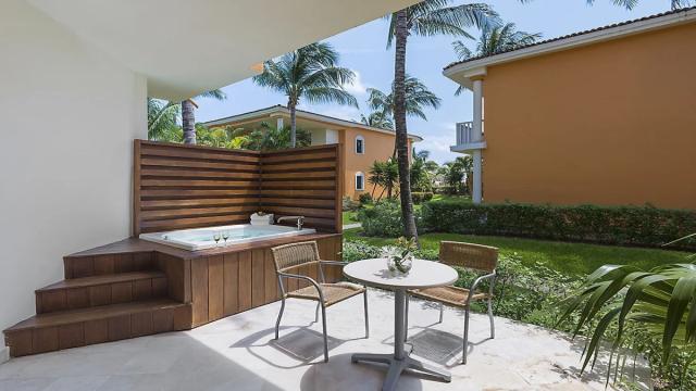 Ocean Maya Royale