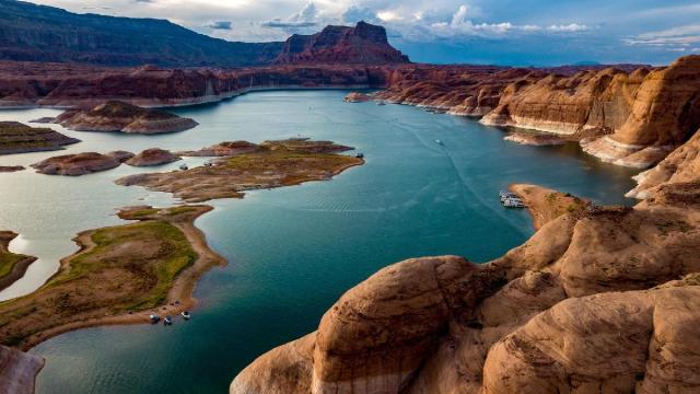 Usa - A Nyugati Part Fényei És A Grand Canyon