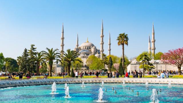 Izmir És Isztambul: Időutazás Törökország Szívében
