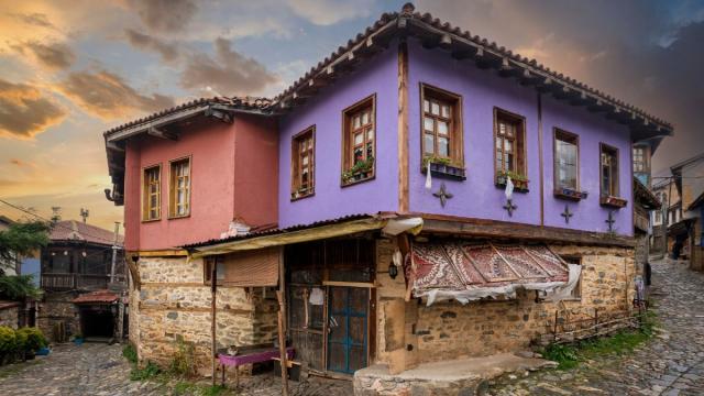 Izmir És Isztambul: Időutazás Törökország Szívében