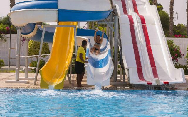SunClub El Mouradi Skanes