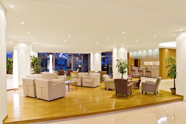 Eden Roc Resort