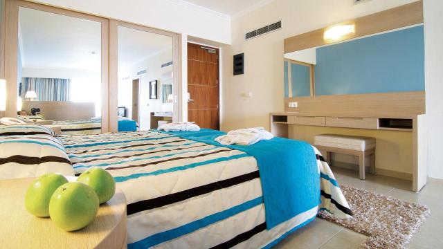 Kresten Royal Vilas & Spa