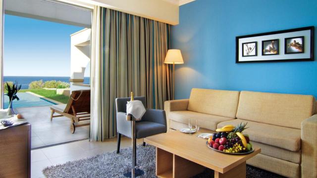 Kresten Royal Vilas & Spa