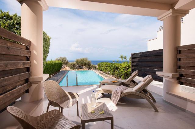 Kresten Royal Vilas & Spa