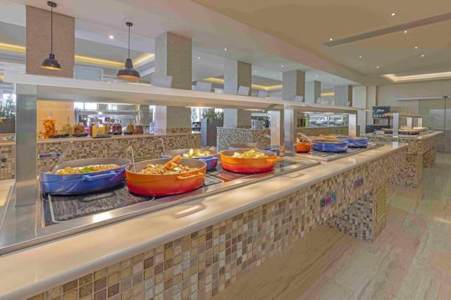 Kresten Royal Vilas & Spa