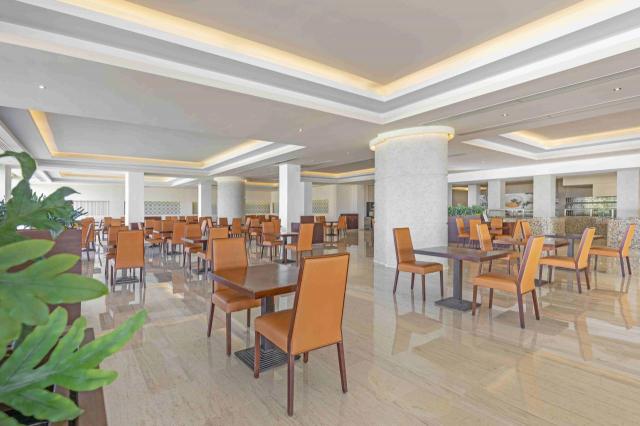 Kresten Royal Vilas & Spa