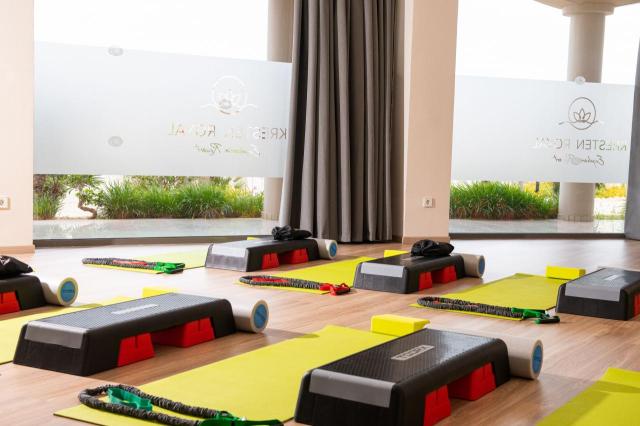 Kresten Royal Vilas & Spa