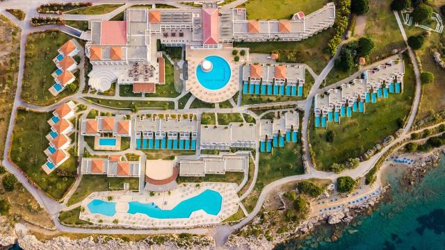 Kresten Royal Vilas & Spa