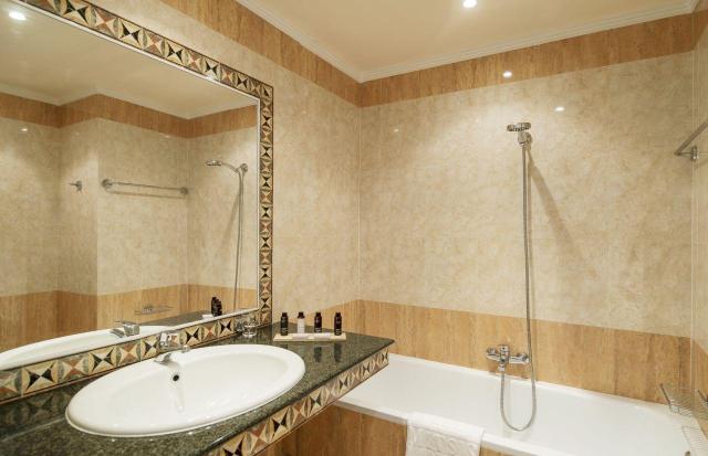 Mitsis Hotels Petit Palais