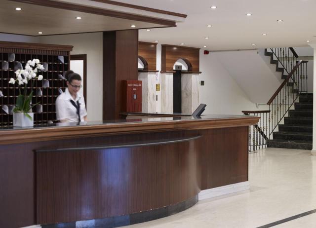 Mitsis Hotels Petit Palais