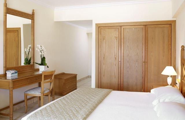 Mitsis Hotels Petit Palais
