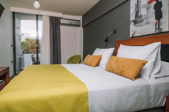 Amphitryon Boutique Hotel