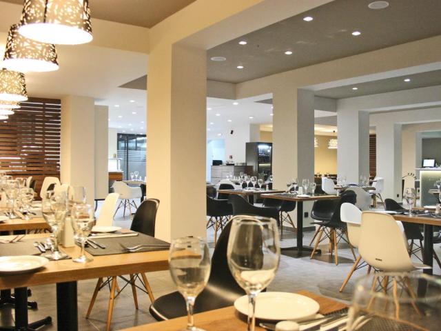 Amphitryon Boutique Hotel