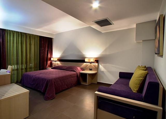 Hotel Porto Platanias Beach Resort