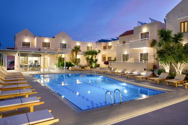 Oscar Suites & Village Hotel
