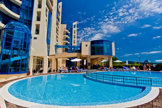 Blue Pearl Hotel 