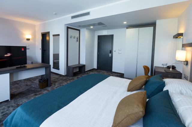 Best Western Plus Premium Inn & Casino