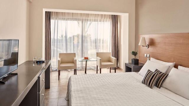  All Senses Ocean Blue Seaside Resort & Spa