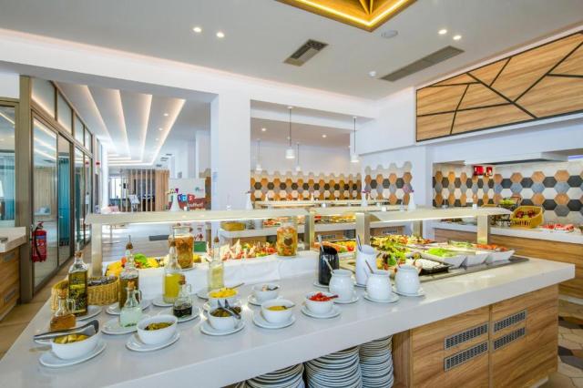 Kiani Beach Resort