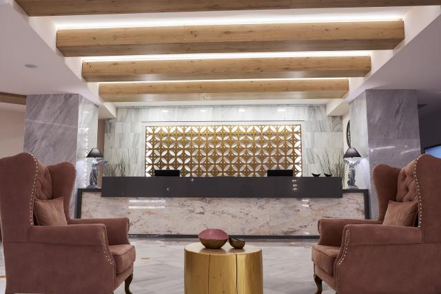 Hotel Mythos Palace