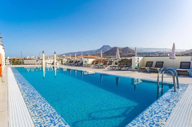 Klayman Olivina Aparthotel