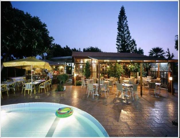 Asterias Hotel 