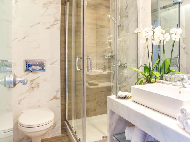 Mercure Rhodes Alexia