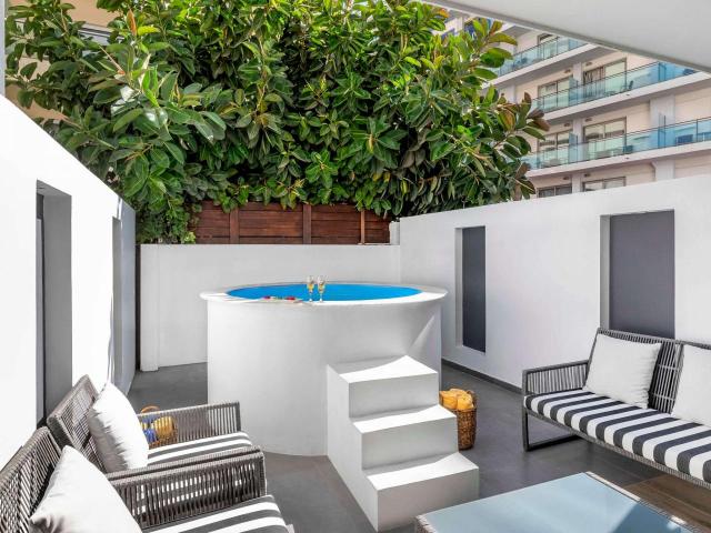 Mercure Rhodes Alexia