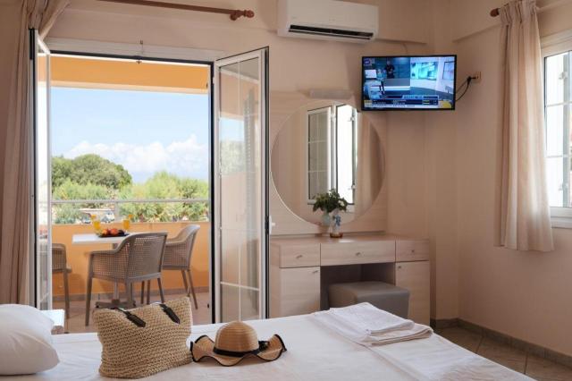 Canal d'Amour Village Apartments
