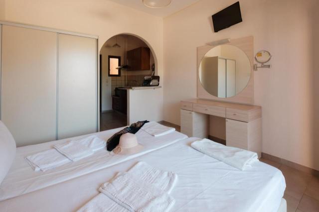 Canal d'Amour Village Apartments