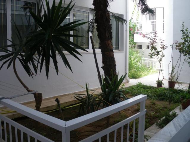 Anna Apartments