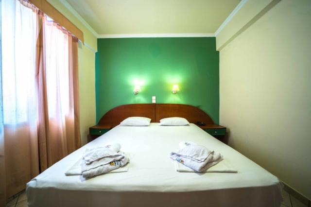 Porto Kalamaki Aparthotel