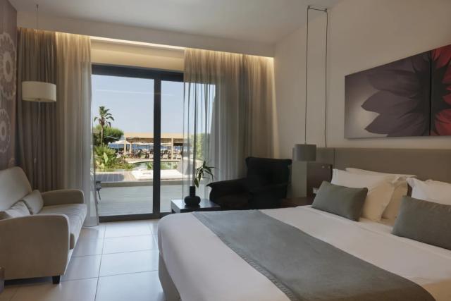Atlantica Kalliston Resort