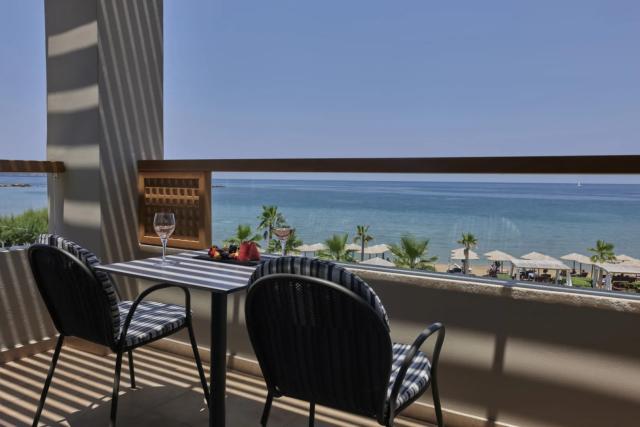 Atlantica Kalliston Resort