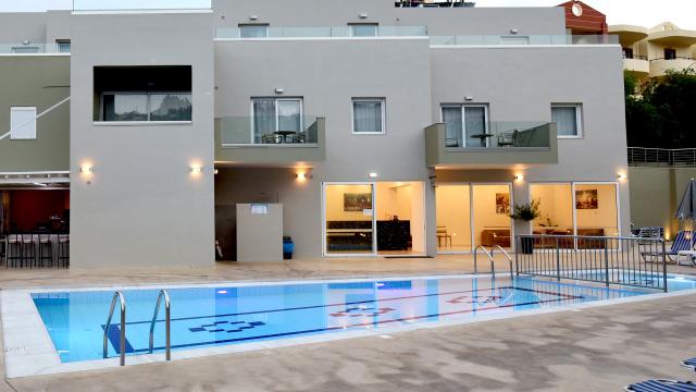Blue Horizon Apartments